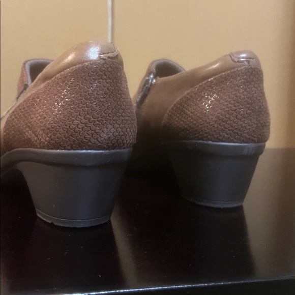 EUC - EARTH ORIGINS - brown leather shoe 8.5M - Picture 5 of 10